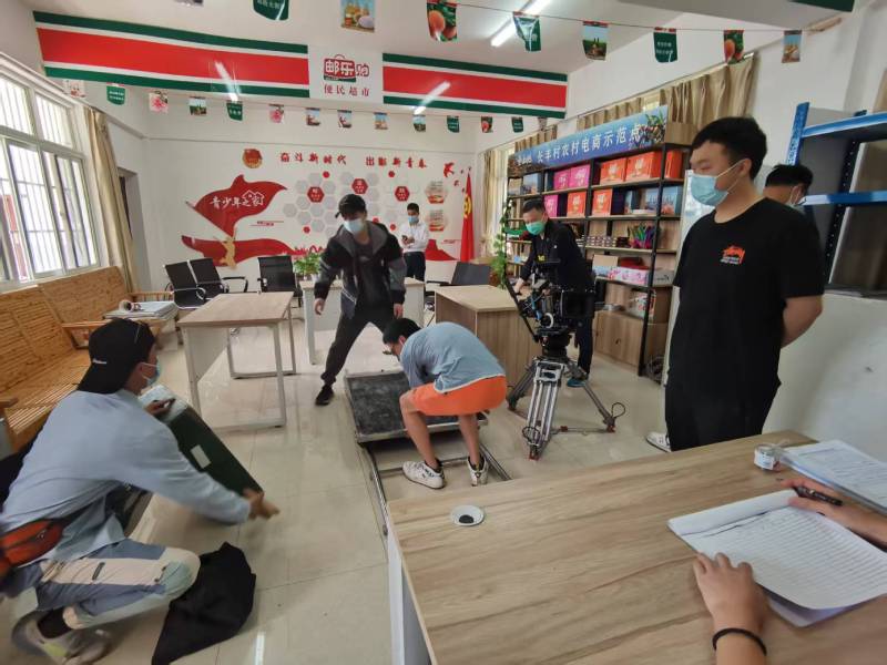 博尔塔拉广告片拍摄公司：极简主义践行者，少即是多的视觉哲学